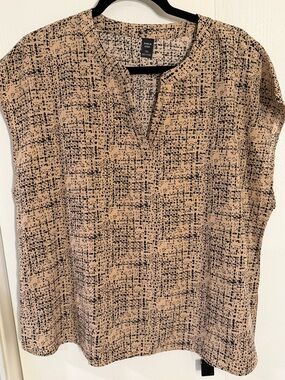 SHEIN Beige & Black Notch-Neck Cap Sleeve Blouse